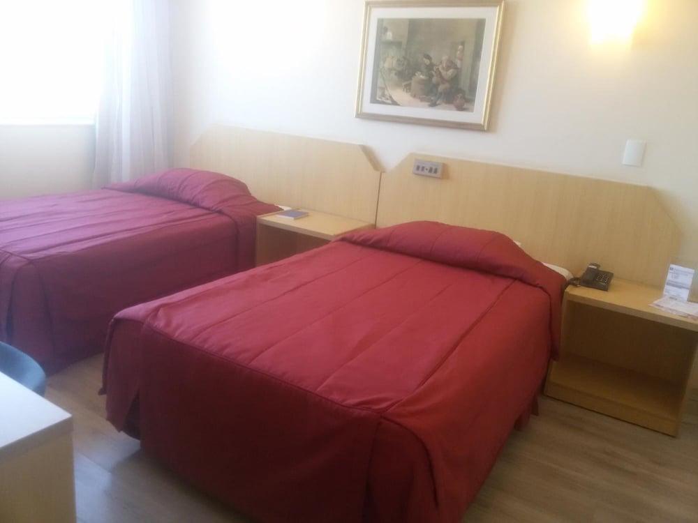 Airam Brasilia Hotel Buitenkant foto