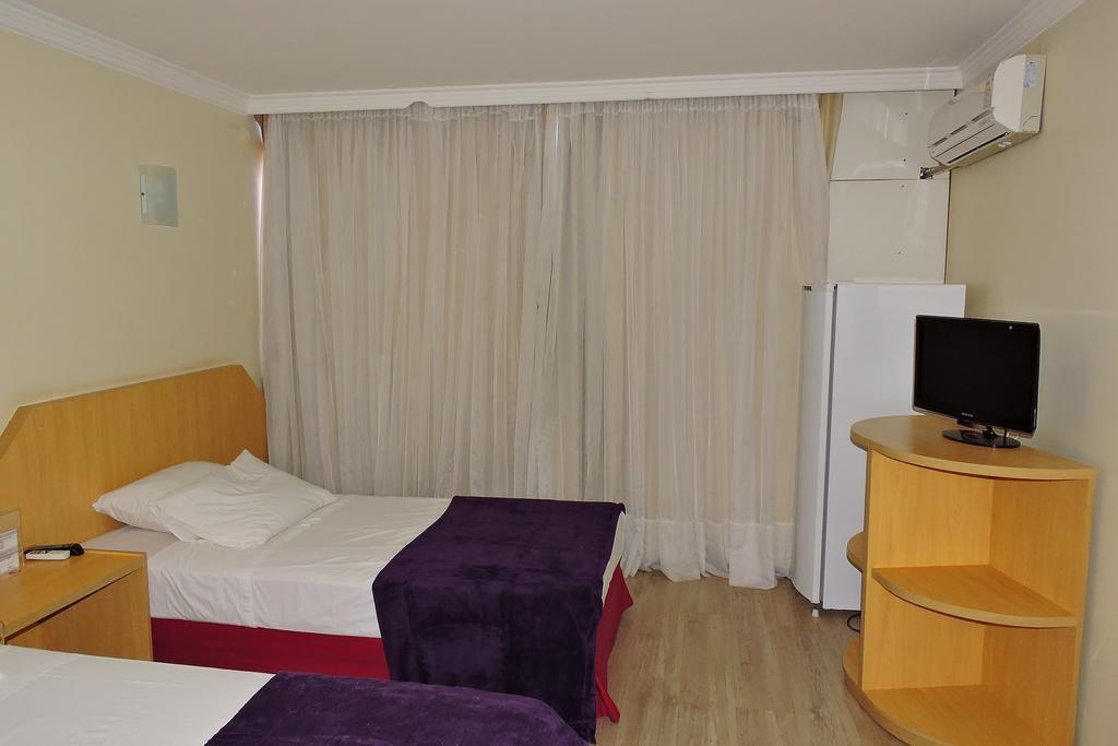 Airam Brasilia Hotel Buitenkant foto