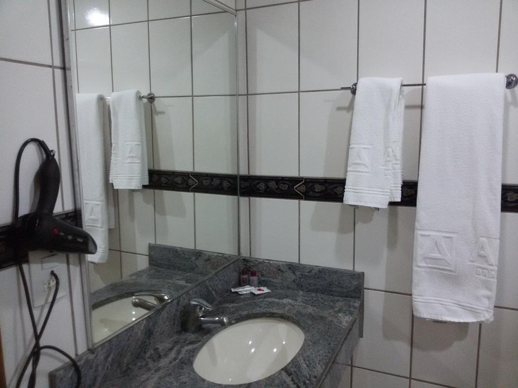 Airam Brasilia Hotel Buitenkant foto